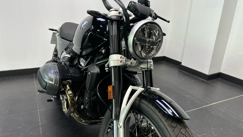 BMW R12 (24MY)